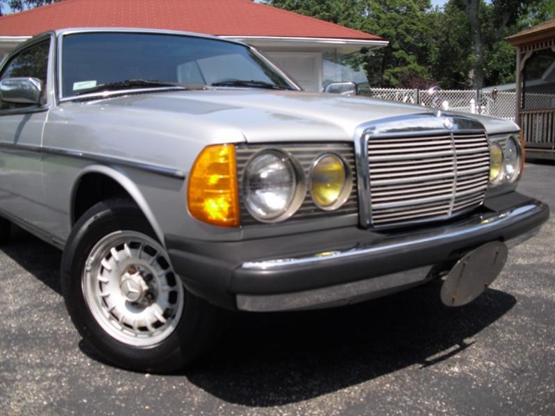 Front profile view of a 1983 Mercedes-Benz 300CDT Coupe, showcasing its classic design.